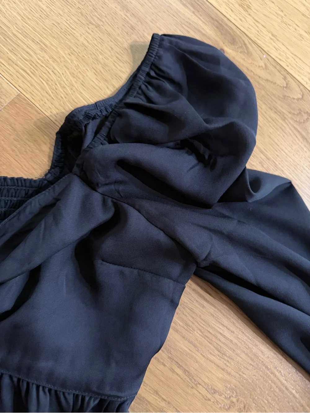 Abercrombie & Fitch Black Twist-Front Long Sleeve Puff Shoulder Peplum Top Med